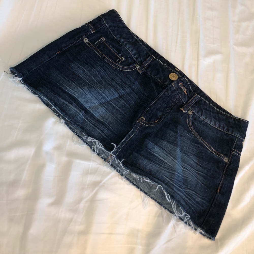 mini skirt